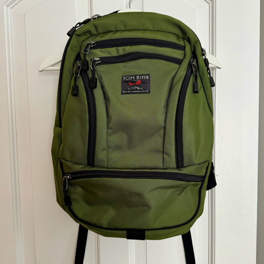 TOM BIHN Synapse 25